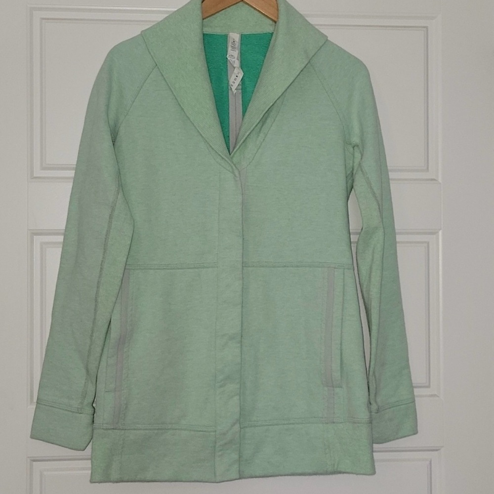 Lululemom Yin to my Yang cardigan/jacket